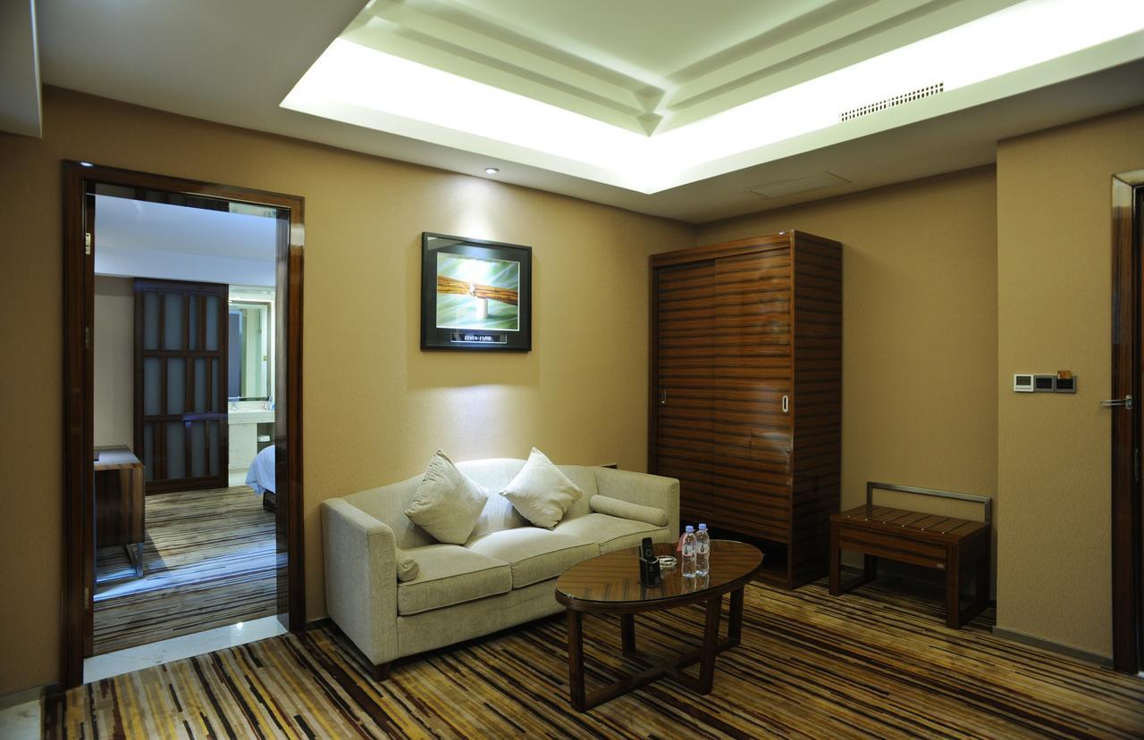 Jiangxi Seven Star Shang Wu Hotel Nanchang  Exterior foto