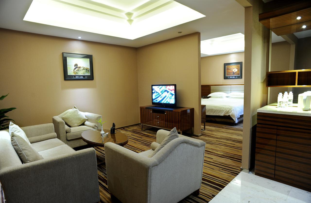 Jiangxi Seven Star Shang Wu Hotel Nanchang  Exterior foto